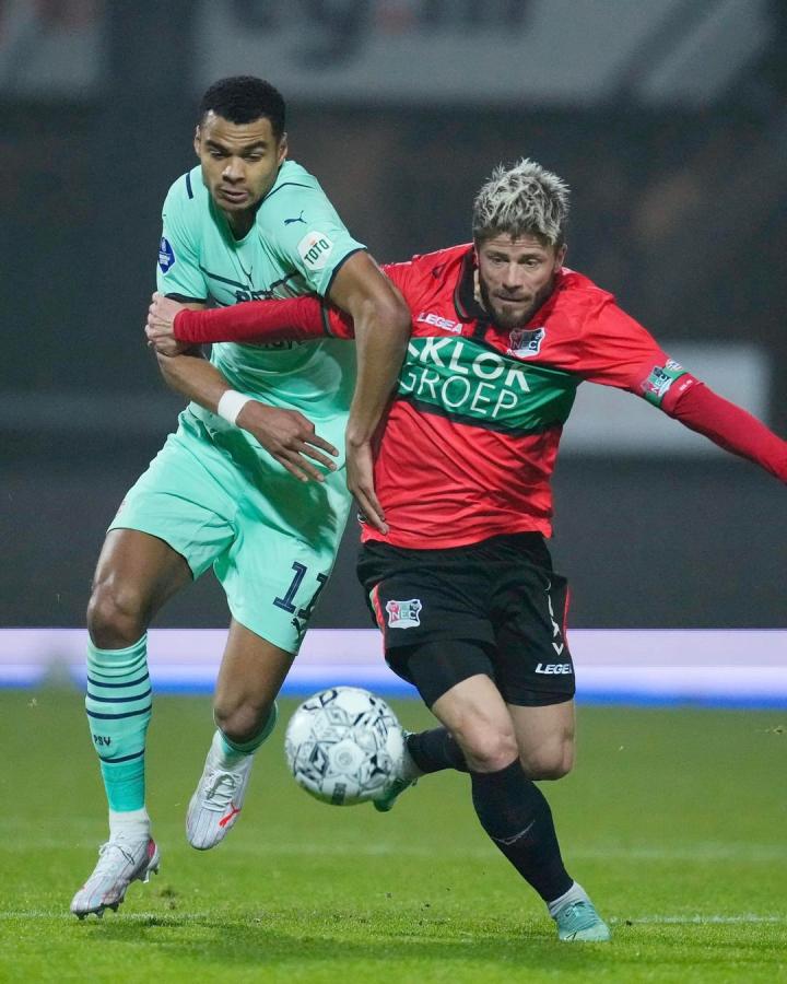 他通过前场 他通过前场